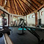 Modern And Cozy 2-Bedroom With Pool And Gym