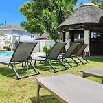 Modern And Cozy 2-Bedroom With Pool And Gym